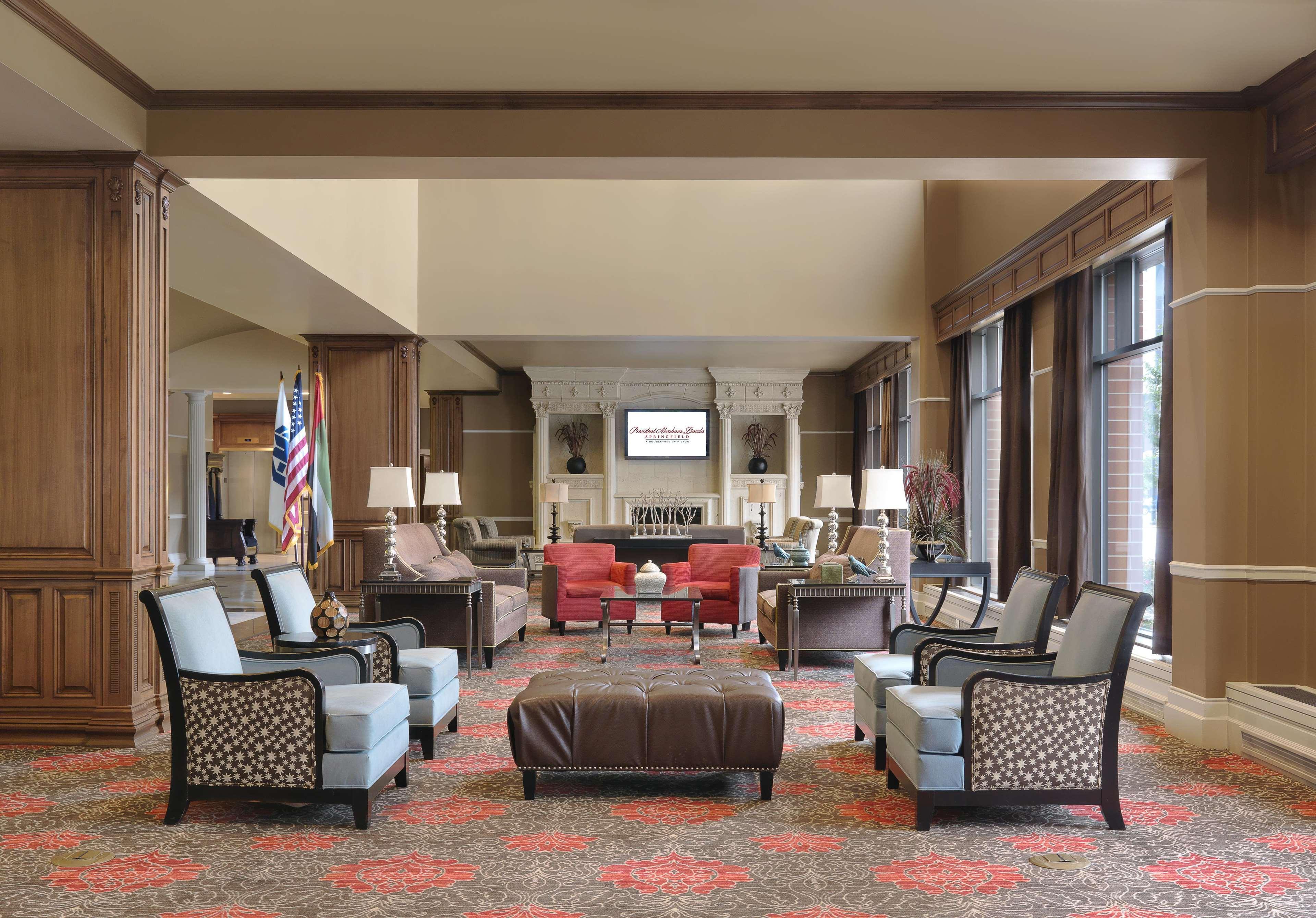 President Abraham Lincoln - A Doubletree By Hilton Hotel Springfield Bagian luar foto