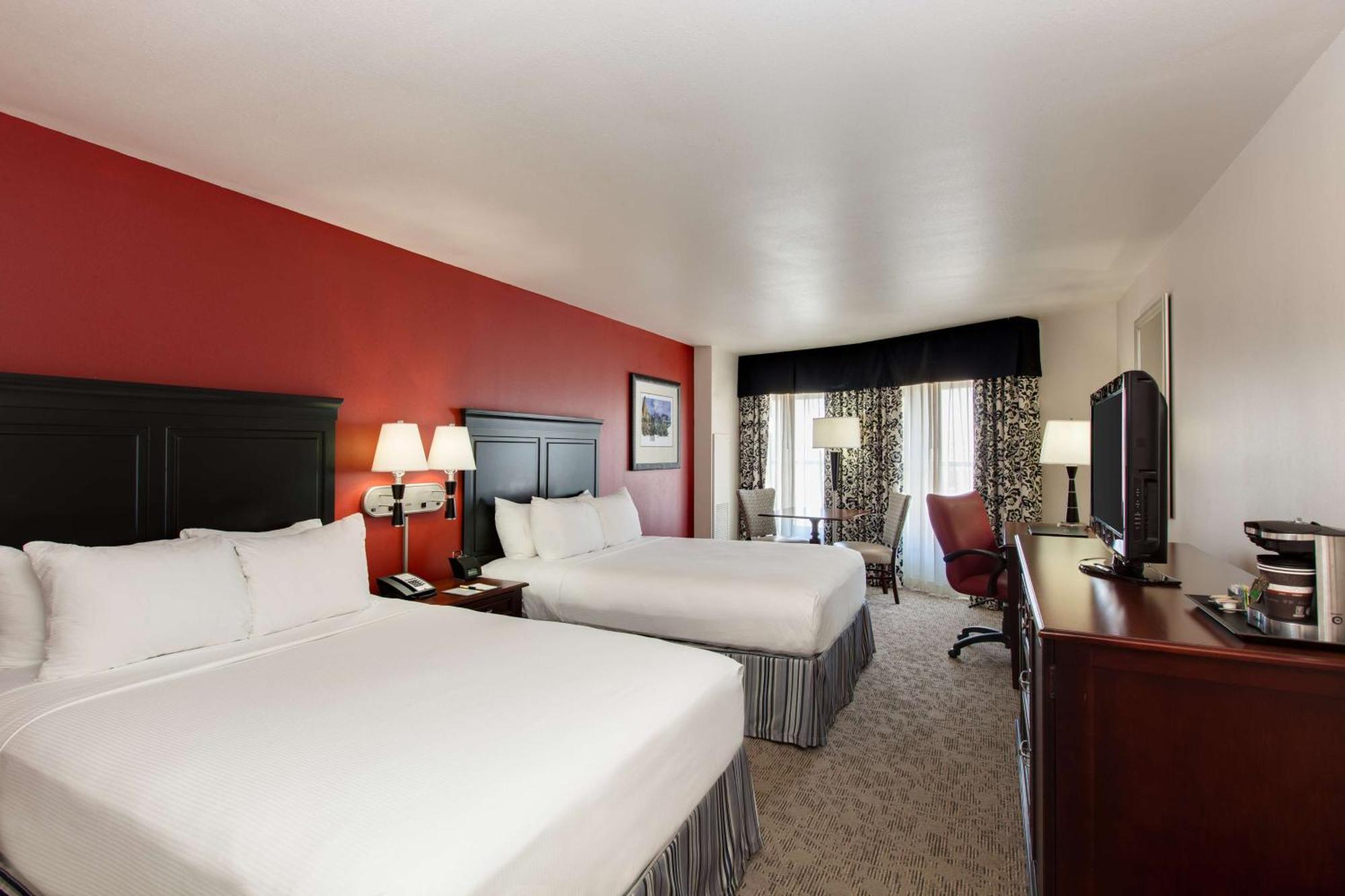 President Abraham Lincoln - A Doubletree By Hilton Hotel Springfield Bagian luar foto